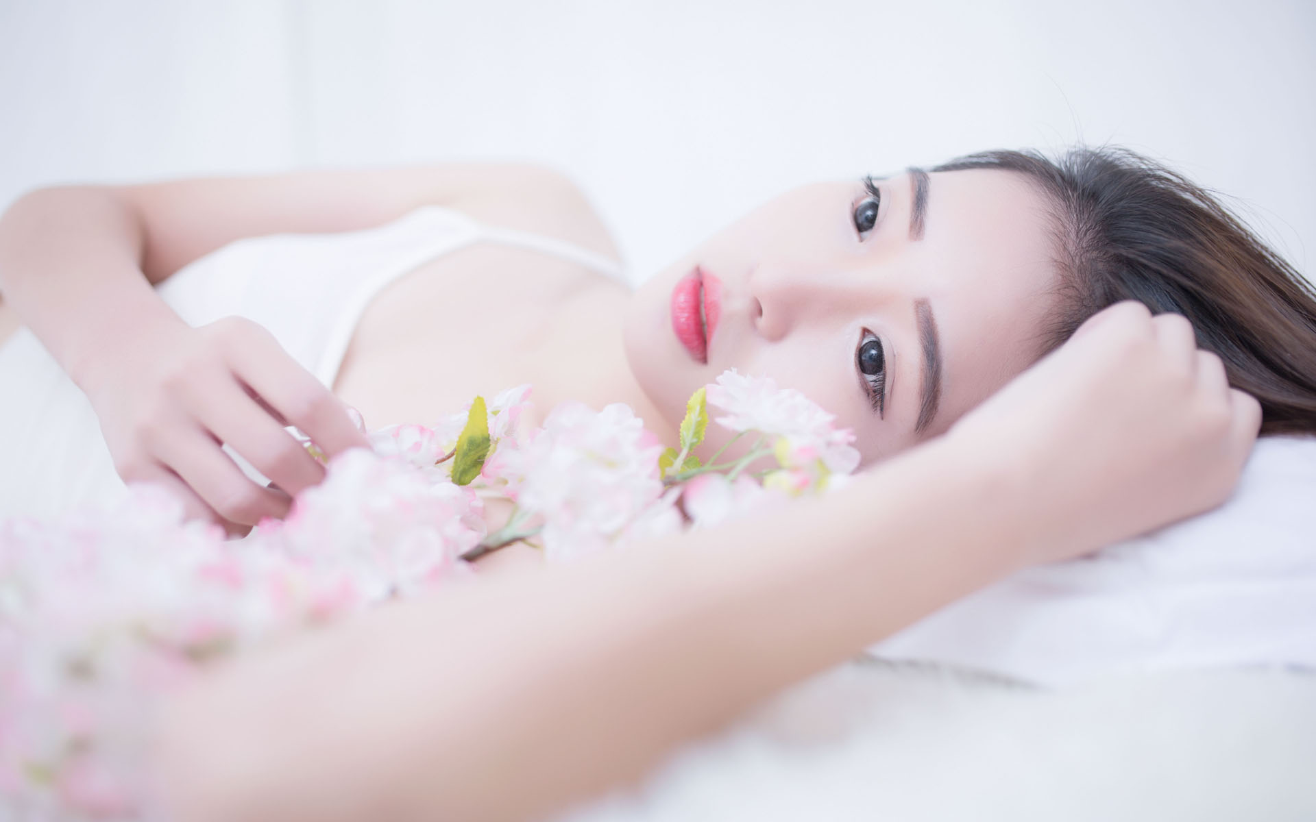 中国驻冰岛使馆提醒在冰中国公民及游客注意防范火山喷发危险